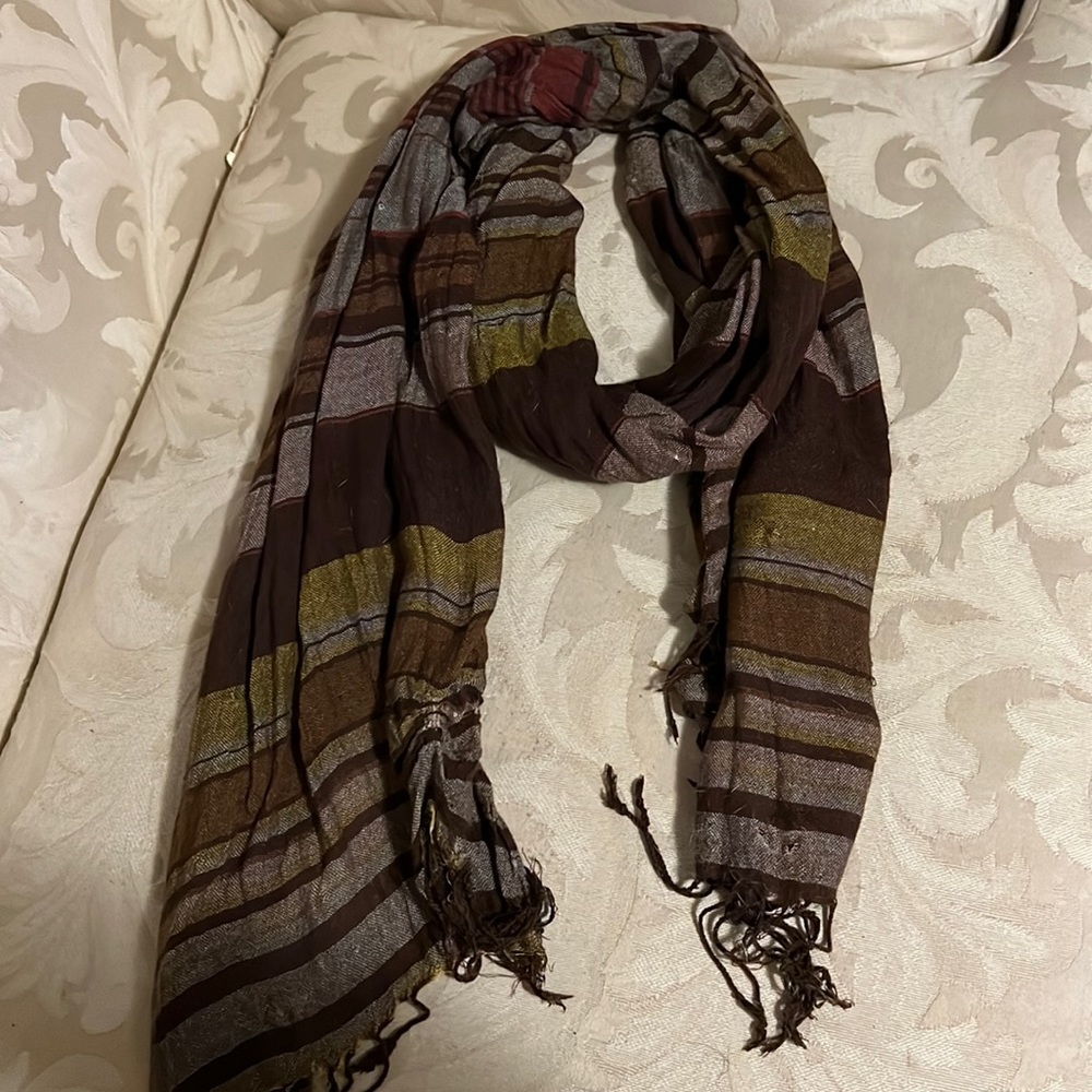 Brown and light brown scarf